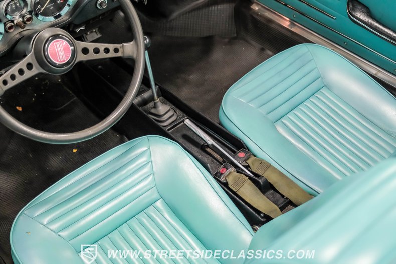Unknown-850-1972-White-Blue-14