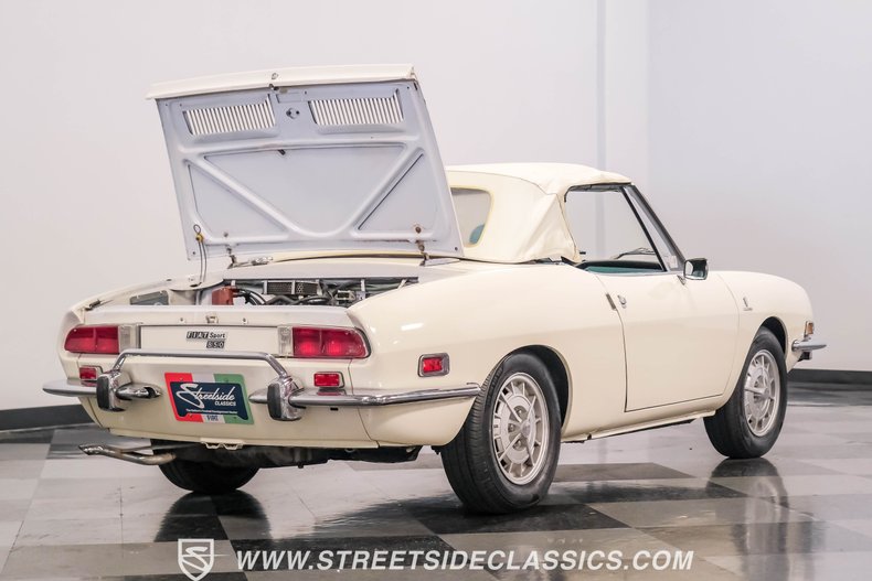 Unknown-850-1972-White-Blue-24