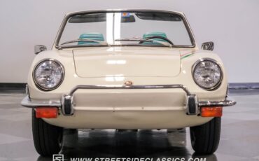 Unknown-850-1972-White-Blue-39