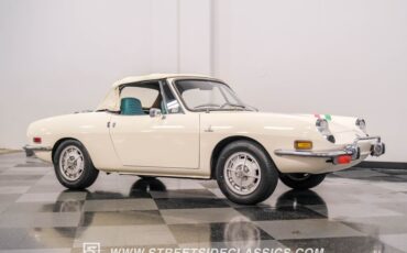 Unknown-850-1972-White-Blue-4