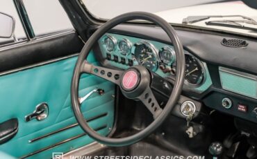 Unknown-850-1972-White-Blue-44