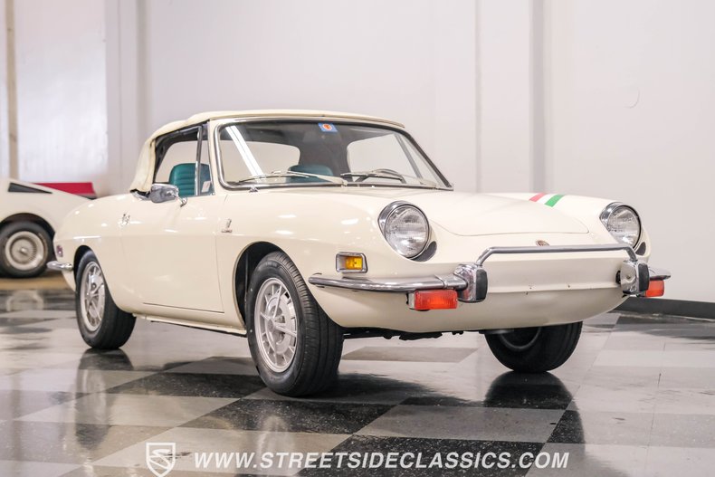 Unknown-850-1972-White-Blue-6