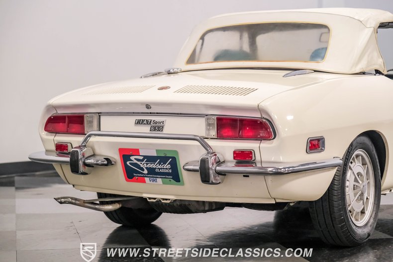 Unknown-850-1972-White-Blue-7