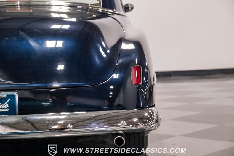Unknown-88-1950-Dark-Blue-White-35