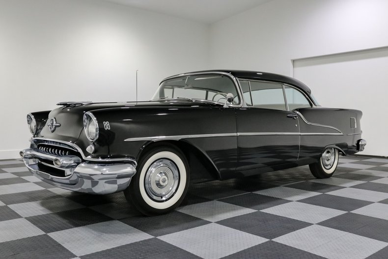 Unknown-88-1955-Black-BlueWhite-1