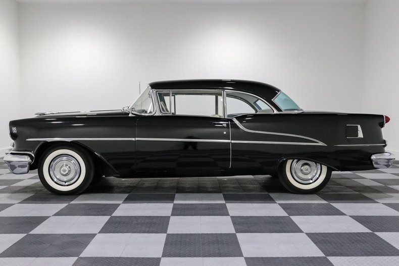 Unknown-88-1955-Black-BlueWhite-2