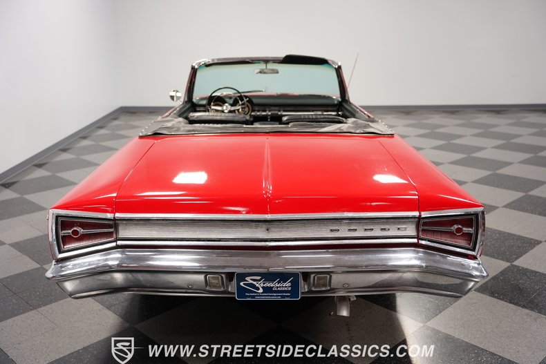 Unknown-880-1965-Red-Black-20