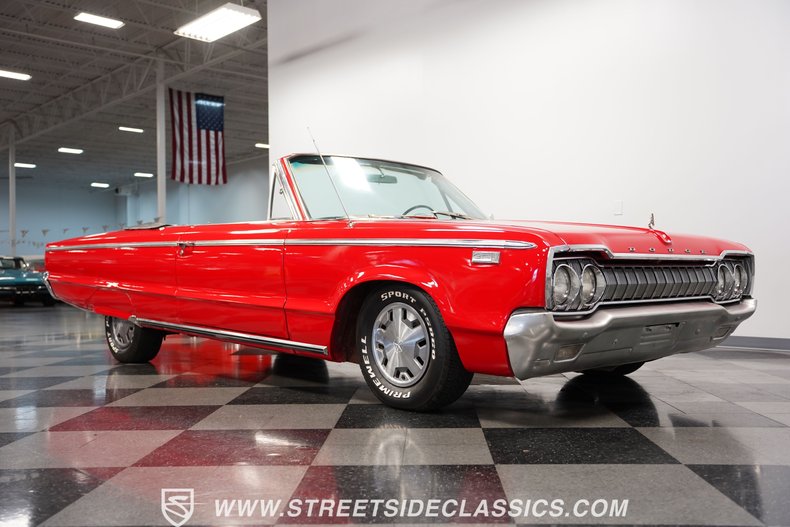 Unknown-880-1965-Red-Black