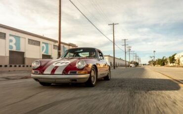 Unknown-911-1967-Red-Black-11