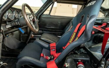 Unknown-911-1967-Red-Black-15