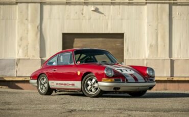 Unknown-911-1967-Red-Black-28