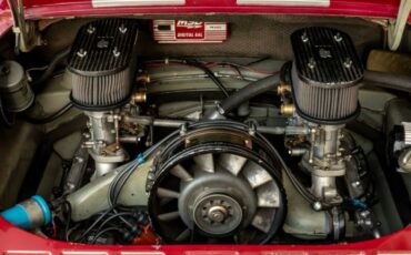 Unknown-911-1967-Red-Black-4