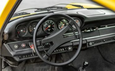 Unknown-911-1969-Yellow-7