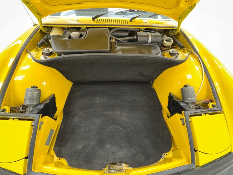 Unknown-914-1973-Saturn-Yellow-Black-24