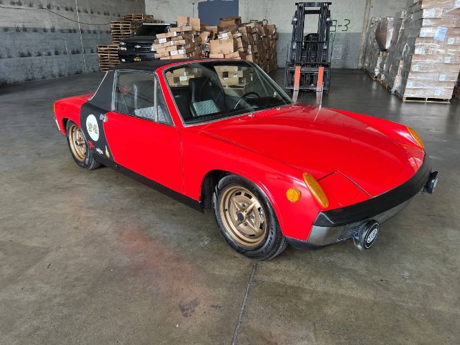 Unknown-914-1974-Red-1