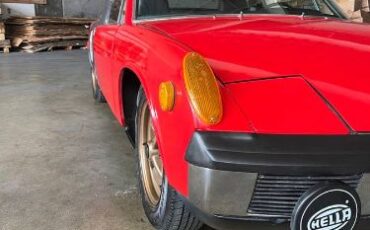Unknown-914-1974-Red-7