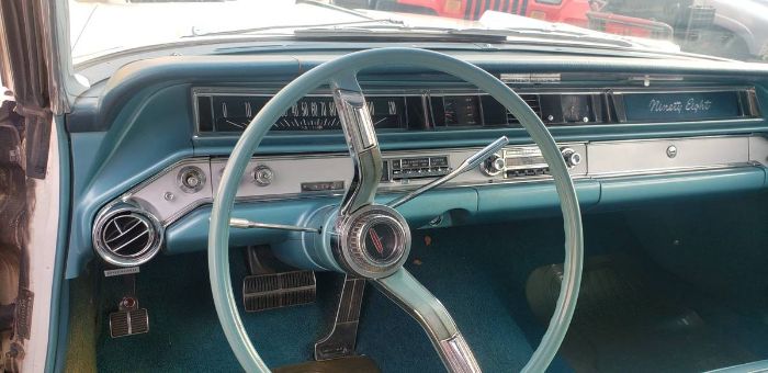 Unknown-98-1964-Two-Tone-TurquoiseW-18