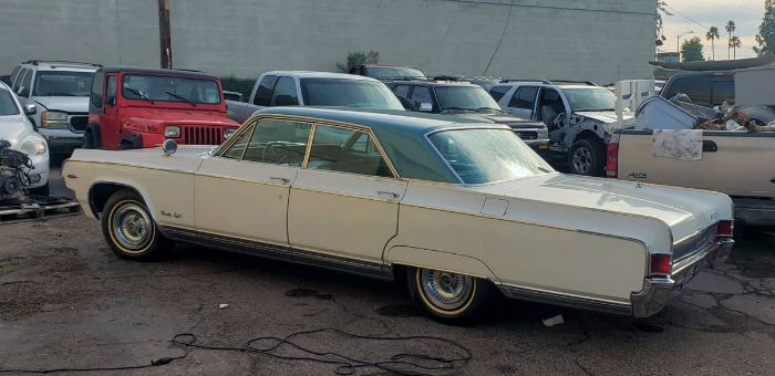 Unknown-98-1964-Two-Tone-TurquoiseW-19