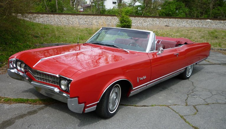 Unknown-98-1966-Red-Red-1