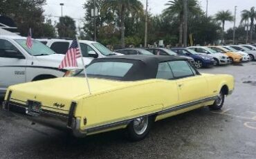 Unknown-98-1968-Yellow-5