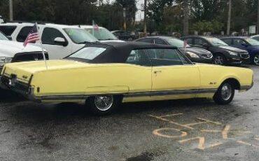 Unknown-98-1968-Yellow-7