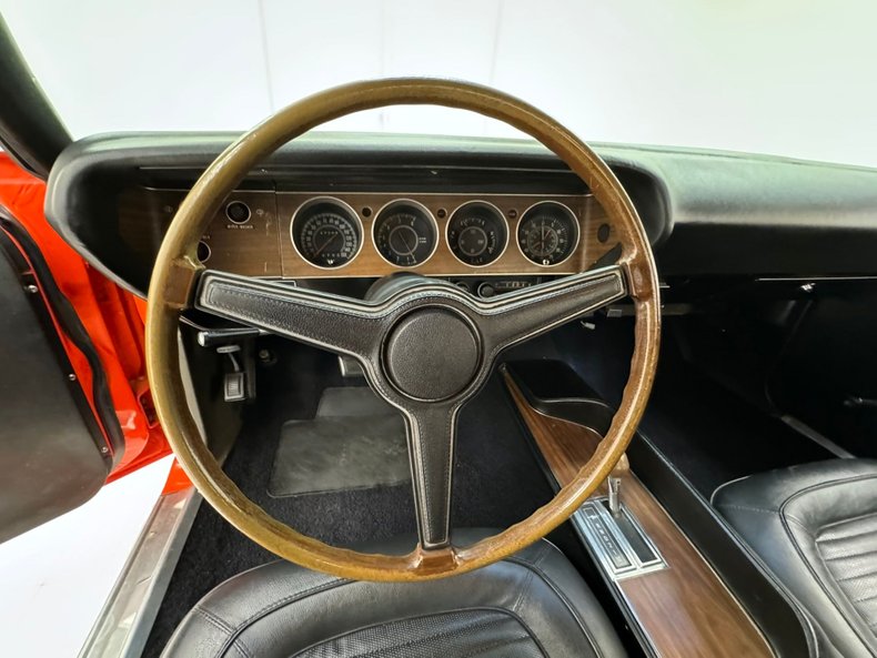 Unknown-Aar-1970-TorRed-Black-47