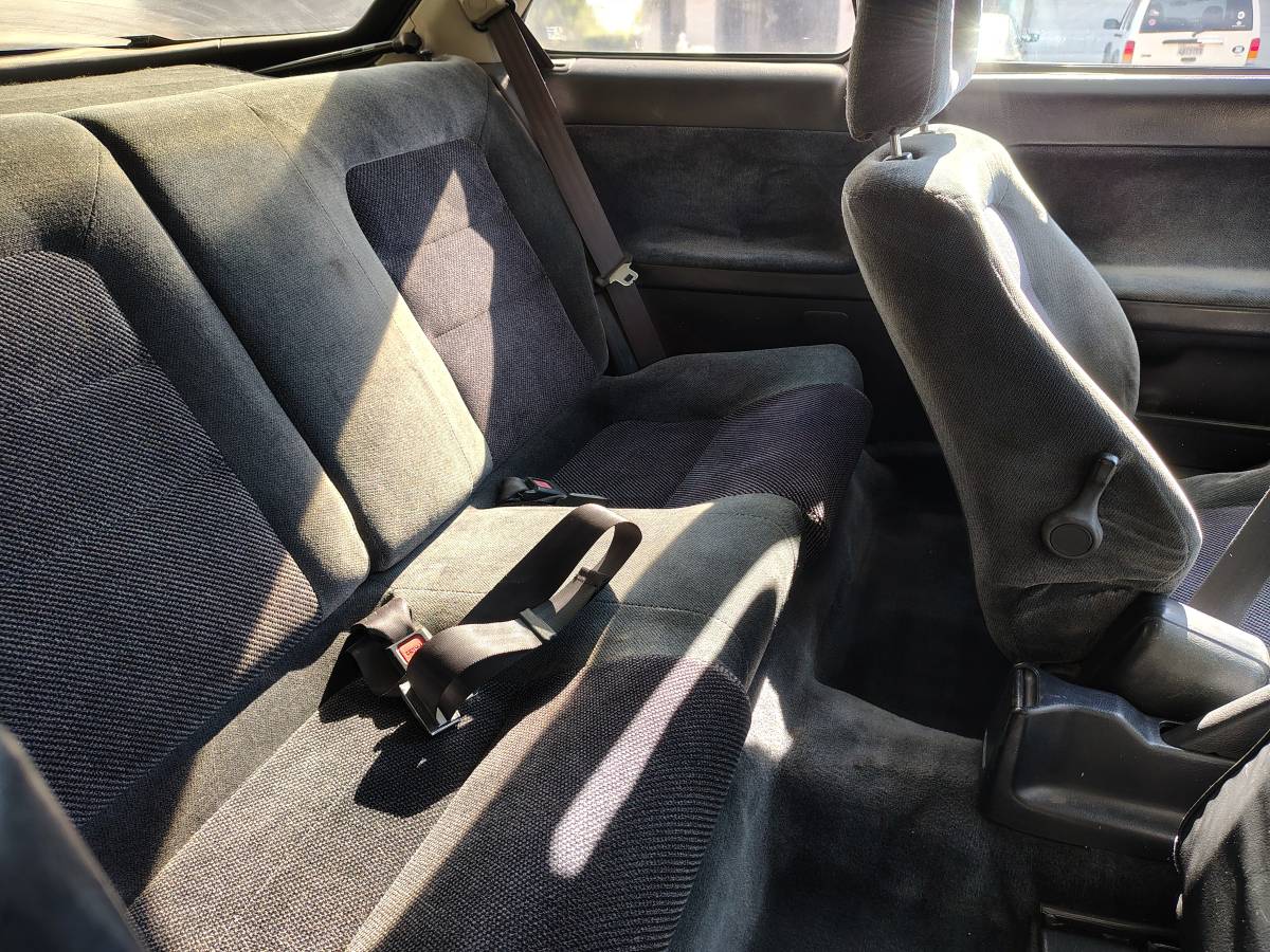 Unknown-Acura-integra-1993-grey-12