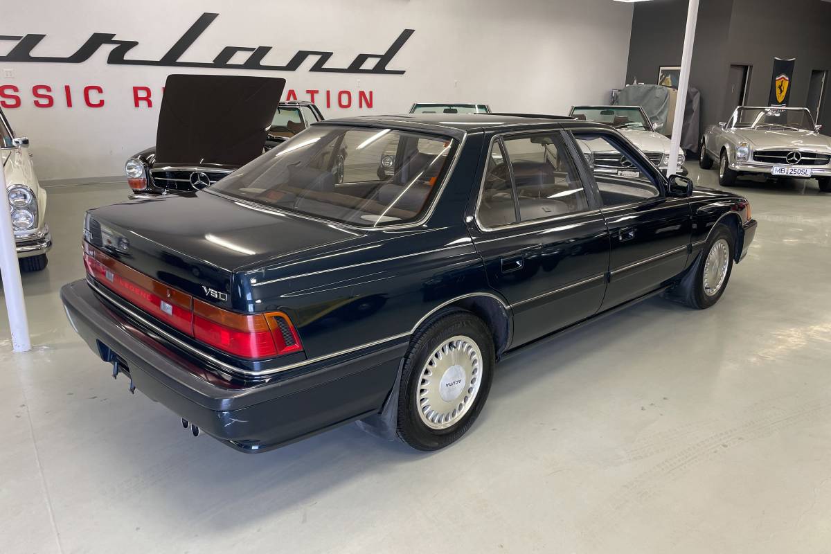 Unknown-Acura-legend-l-1990-blue-1