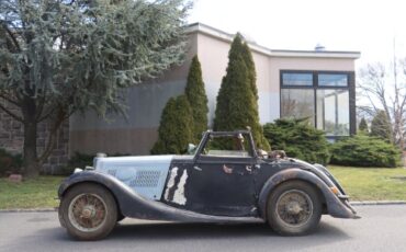 Unknown-Am-1938-Black-Burgundy-2