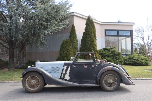 Unknown-Am-1938-Black-Burgundy-2