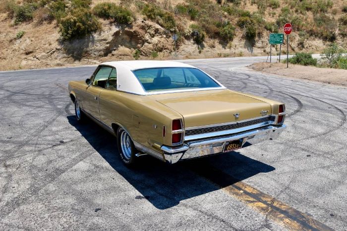 Unknown-Ambassador-1968-Scarab-Gold-Irid-Gold-Metallic-Cloth-4