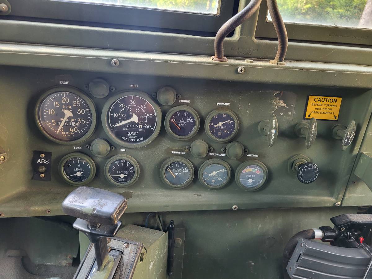 Unknown-American-general-m923-diesel-1984-8