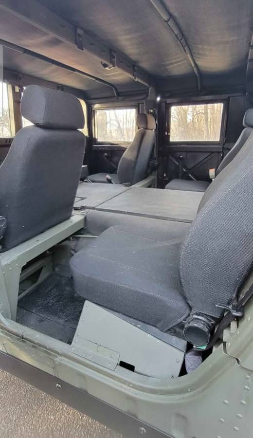 Unknown-American-general-m998-diesel-1989-green-2
