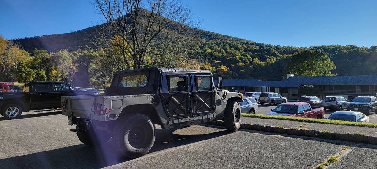 Unknown-American-general-m998-diesel-1989-green-4