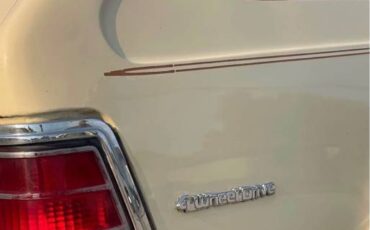 Unknown-American-motors-eagle-1982-yellow-9