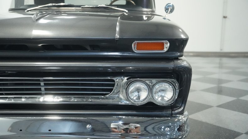 Unknown-Apache-1961-Smoke-Gray-Metallic-Black-16