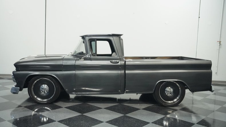 Unknown-Apache-1961-Smoke-Gray-Metallic-Black