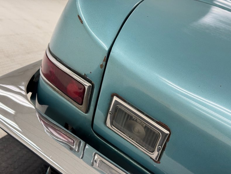 Unknown-Avanti-1963-Avanti-Turquoise-Turquoise-27