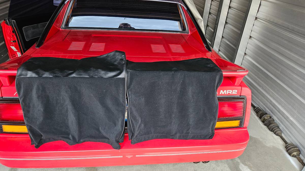 Unknown-Aw11-mr2-1989-red-20