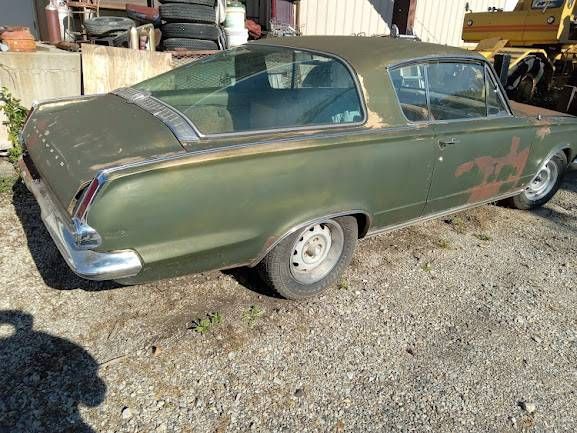 Unknown-Barracuda-1965-Green-17