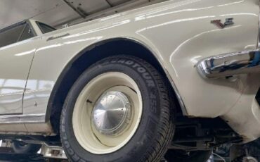 Unknown-Barracuda-1965-White-11