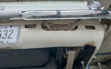 Unknown-Barracuda-1965-White-2