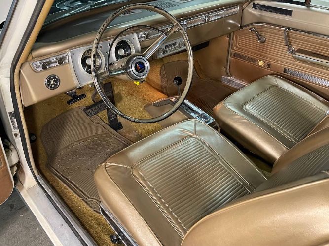 Unknown-Barracuda-1965-White-22