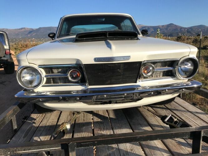 Unknown-Barracuda-1965-White-Black-4