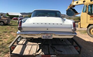 Unknown-Barracuda-1965-White-Black-8