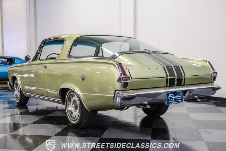 Unknown-Barracuda-1966-Citron-Gold-Metallic-Green-12