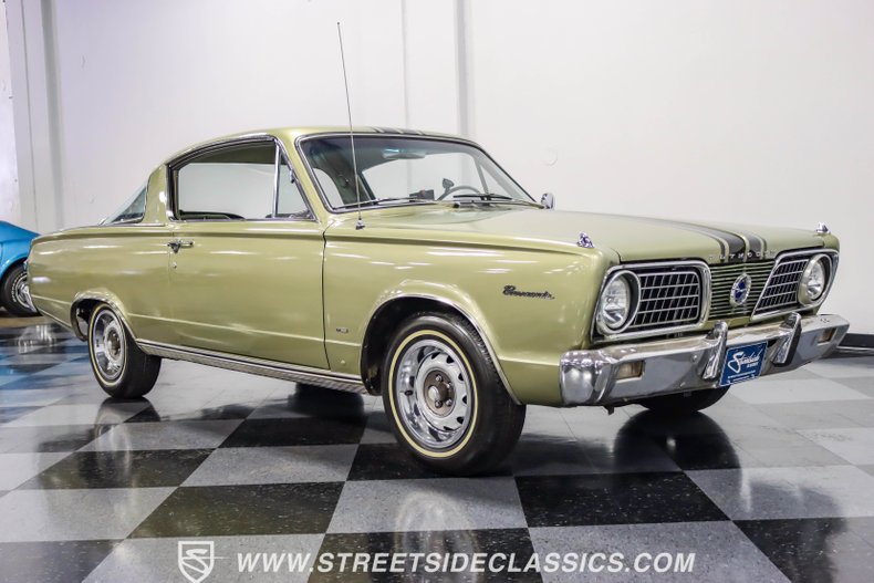 Unknown-Barracuda-1966-Citron-Gold-Metallic-Green-17