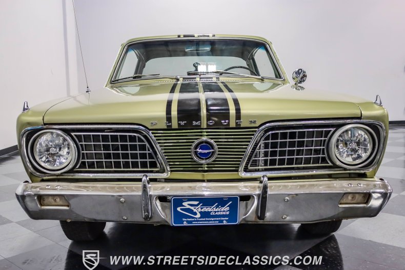 Unknown-Barracuda-1966-Citron-Gold-Metallic-Green-19