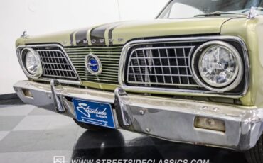 Unknown-Barracuda-1966-Citron-Gold-Metallic-Green-21