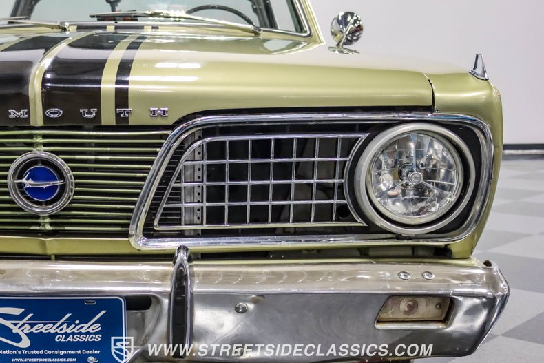 Unknown-Barracuda-1966-Citron-Gold-Metallic-Green-22